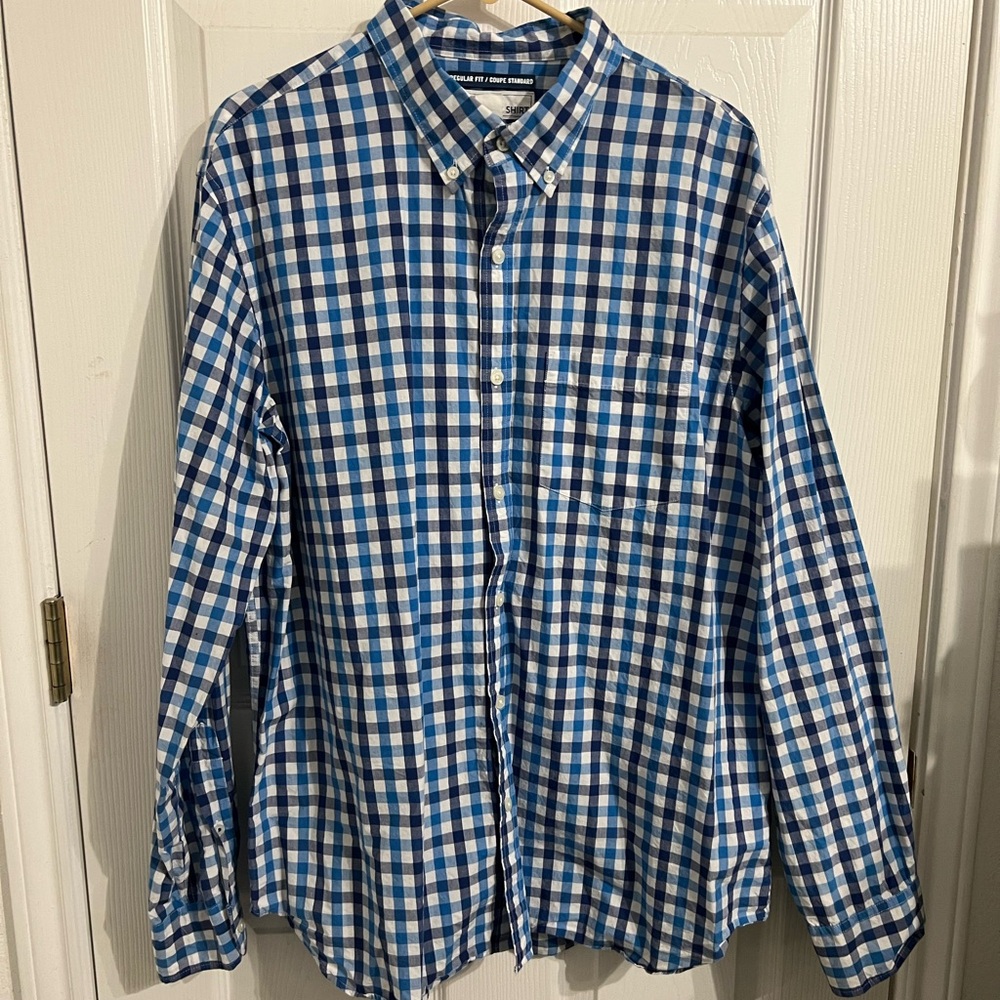 Gently Used Men’s Button Down Long Sleeve Shirt.